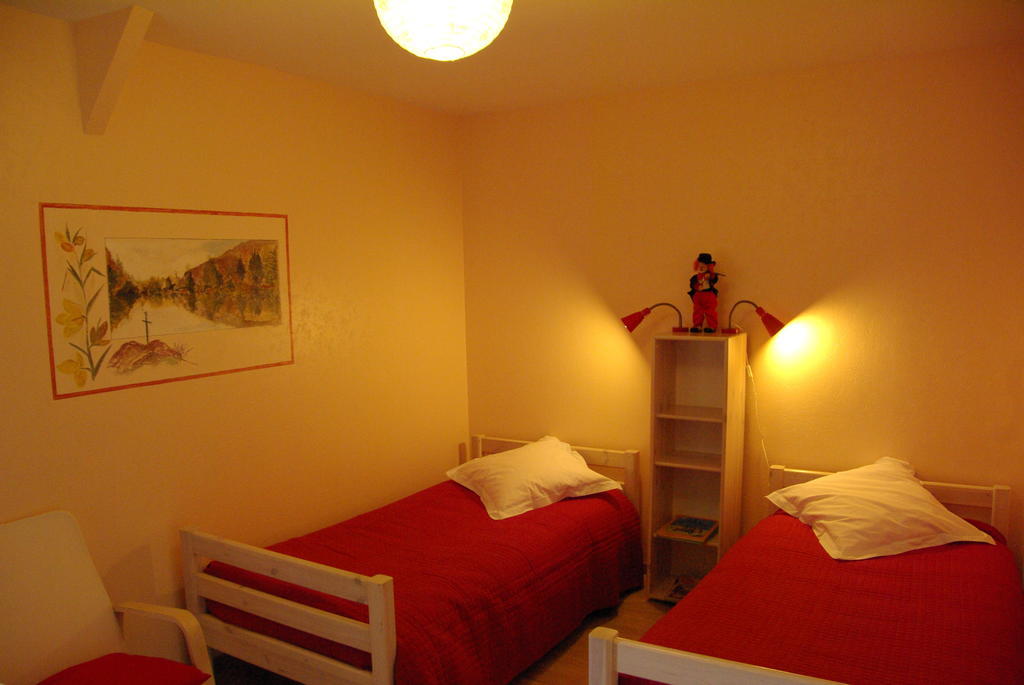Chambres D'Hotes La Fontaine Garel Iffendic Стая снимка